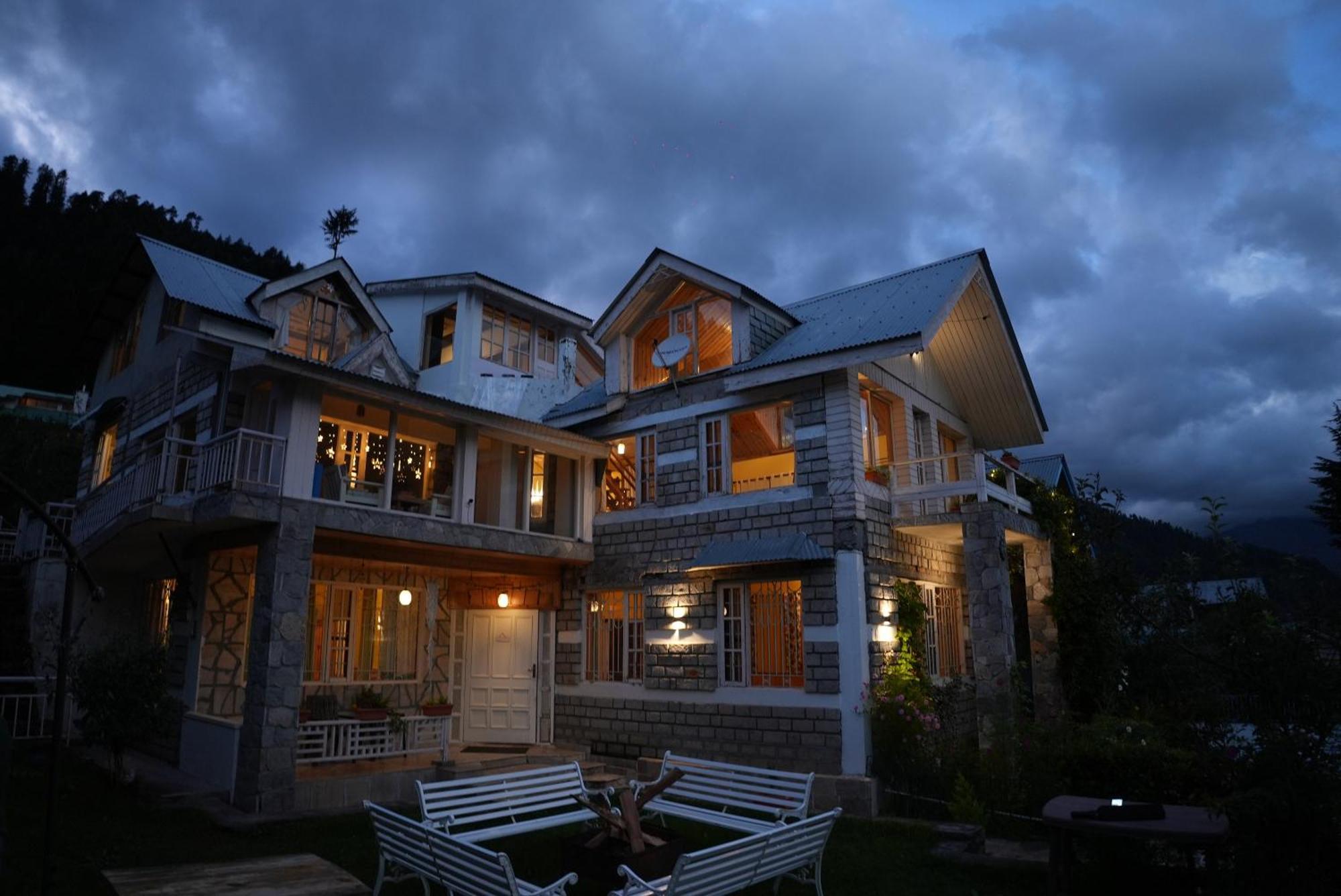 Westwoodvilla By Edenhomes Manali  Exterior photo