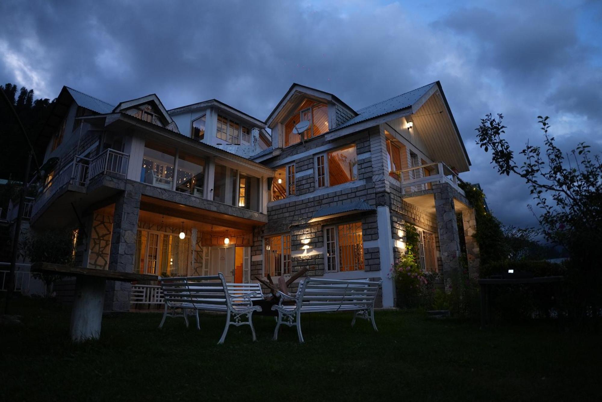 Westwoodvilla By Edenhomes Manali  Exterior photo